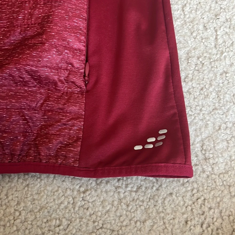 Running jacket - Picture 3 of 4